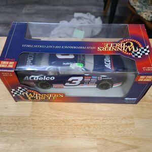 Dale Earnhardt #3 1997 Winners Circle AC Delco # 3 --1:24th scale